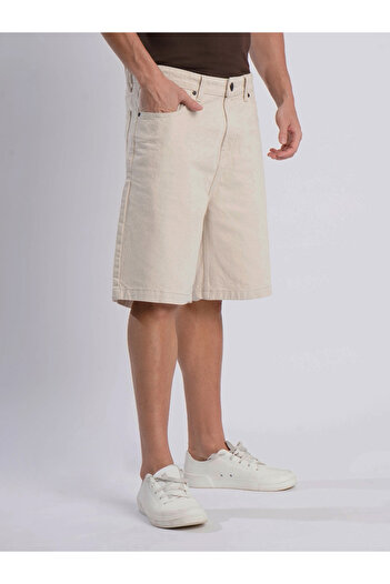 Bene Kleed By Styli Men Off White Relaxed Fit Denim Shorts
