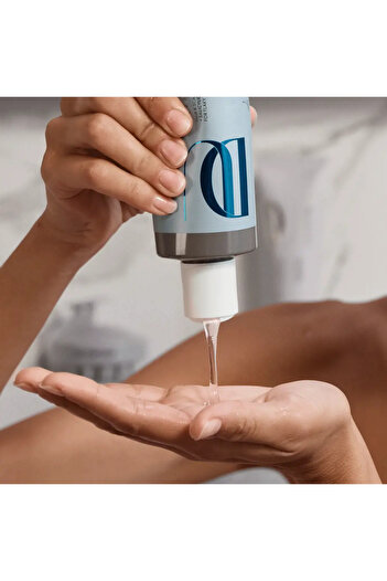 Oriflame Şampon purificator anti-mătreaţă DUOLOGI