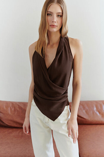Trendyol Collection Περιορισμένης έκδοσης καφέ Modal υφαντή μπλούζα με διπλό στήθος TWOSS25BZ00363
