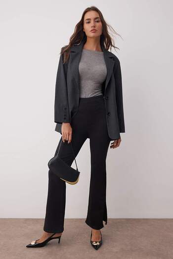Trendyol Collection Black Waist Detail High Waist Spanish Leg Slit Flare Jeans Twoaw26Je00103