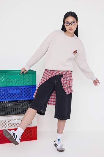 Trendyol Collection Hanorac tricotat oversize/larg cu imprimeu pe spate din piatră, cu fleece în interior gros TWOAW26SW00124