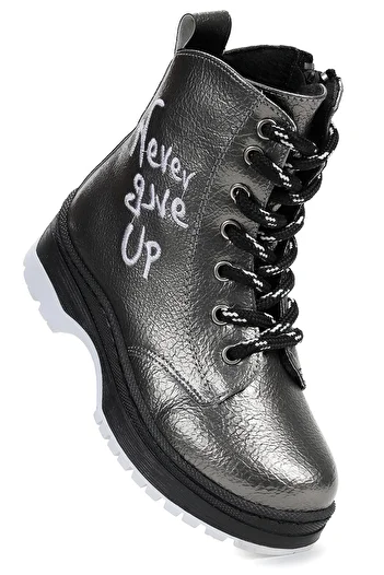Kiko Kids Thermo Sole Girls Boots 610 Cracked