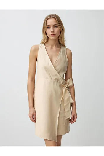 Jimmy Key Ecru V-Neck Sleeveless Bow Detailed Woven Mini Dress
