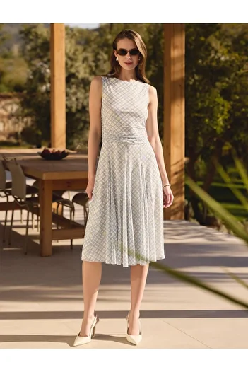 Jimmy Key Beige Round Neck Sleeveless Plaid Print Mesh Knitted Midi Dress