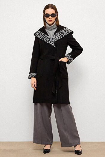 Olcay Hooded Leopard Pattern Garnished Coat with Bag Pockets Black 3123