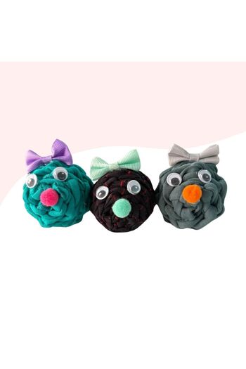 Miçiko 3-Piece Rattle Knitted Cat Toy 9cm Green-Black-Grey