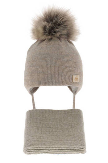 fantasialand Winter set for boys hat and scarf made of merino wool cream Anastazy
