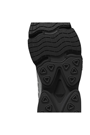 adidas OZMILLEN Спортивні кросівки Чорні JI2628
