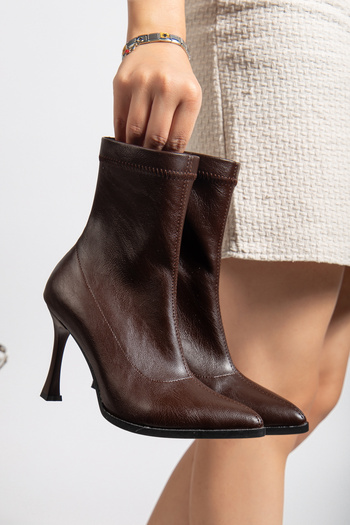 Genetti Elara 9 cm Thin Heeled Zippered, Pointed Toe Brown Women's Sock Brown Boot