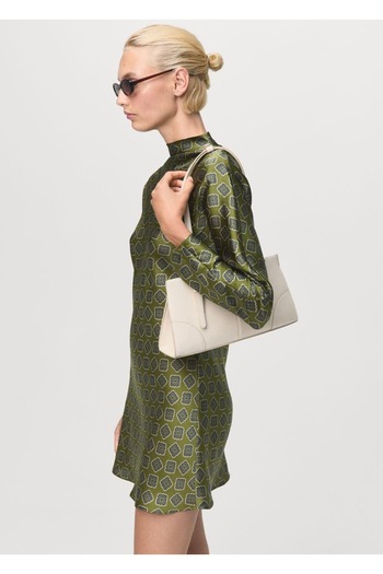 MANGO Woman Perkins yaka desenli saten elbise