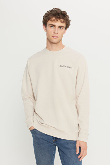 AC&Co / Altınyıldız Classics Erkek Bej 2 İplik Pamuklu Standart Fit Normal Kesim Rahat Biisklet Yaka Sweatshirt