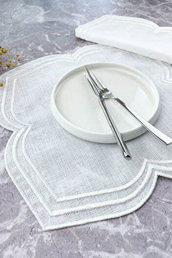 WEARE2 White Colored Moonrise Embroidered 2 Pieces American Service