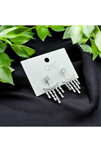 Candy Nuveria Stralux Form Stone Sparkling Earrings