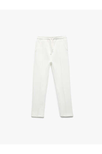Koton Carrot Cut Basic Trousers with Elastic Waist and Pockets