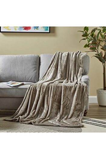Home Centre Luxury Plush Blanket - 150x200 cm