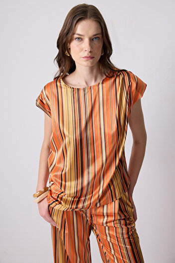 Touché Privé Stried Satin Suit