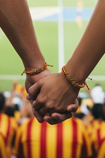 Reoona Special Yellow Red 5 Star Handmade Bracelet for Couples - Adjustable Handmade