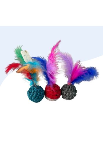 Miçiko Set of 3 Knitted and Feathered Cat Ball Toys2