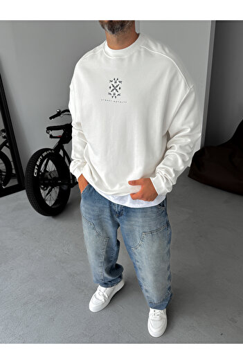 BYBASICMAN Beyaz Patchli Street Baskılı Sweatshirt JJ-118