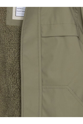 LC Waikiki Leave Your Style with Us |   Hooded Boy's Raincoat