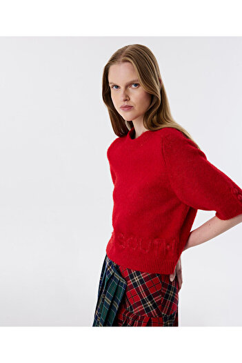 Twist Slogan Knitwear