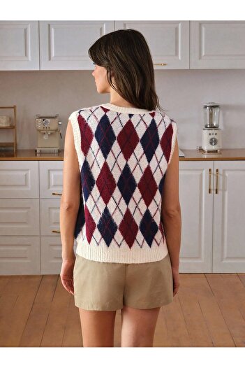 KURGAN TEKSTİL Women's Burgundy Navy Blue Argyle Patterned Knitwear Sweater