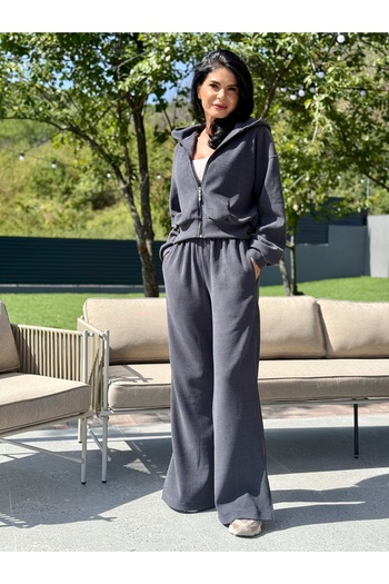 RAMONA BADESCU EXCLUSIVE Women's striped two-piece suit - zippered sweatshirt and wide pants