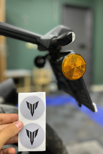 Banxtre 5Cmx5Cm Mt Logo Sticker Set for Motorcycle Cat's Eye Reflector (2 Pieces)