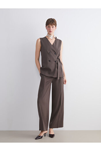 LC Waikiki New Season V-Neck Women's Classic Vest