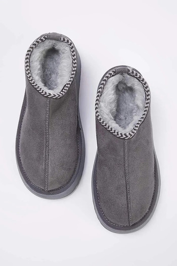 TRENDYOL SHOES Gray Embroidery Detailed Fur Lined Thick Sole Women's Ankle Slippers Boots Takaw26Bo00003