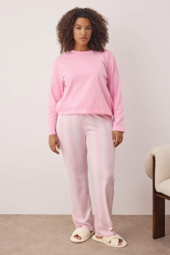 Trendyol Curve Pink 100% Cotton Striped Knitted Plus Size Pajamas Set Tbbaw26Ai00014