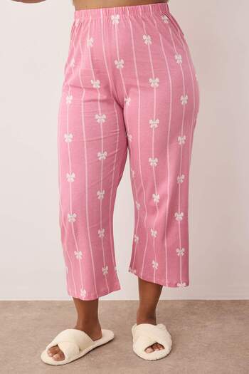 Trendyol Curve Ecru-Pink V-Neck Top Camisole Capri Length Knitted Pajamas Set Tbbaw26Ai00001