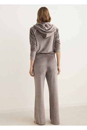 MANGO Woman Yumuşak dokunuşlu kadife sweatshirt