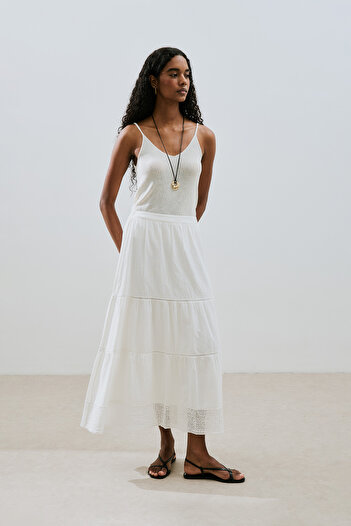 Manuka Textured Embroidered Fold Long Skirt Ecru