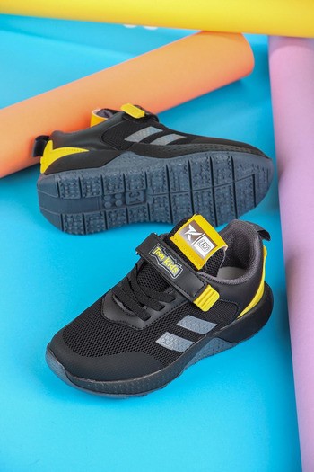 Zerenyus Velcro Black Yellow Boys' Sports Shoes
