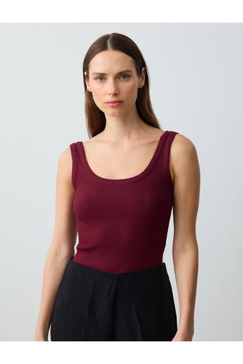 Jimmy Key Claret Red Slim Fit U-Neck Knitted Undershirt