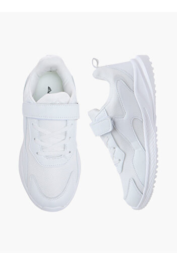 Oaklan by Shoexpress Panelled Sports Shoes with Hook and Loop Closure