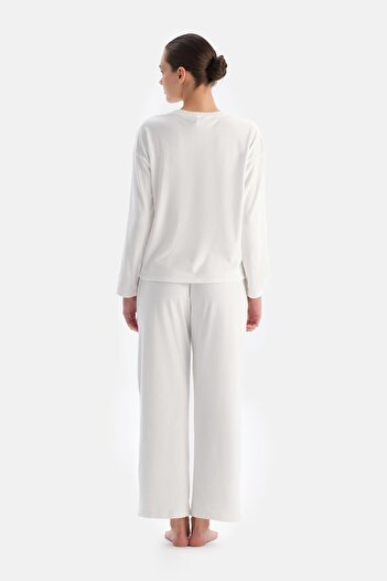 Dagi Ecru Print Detailed Long Sleeve Velvet Pajama Set