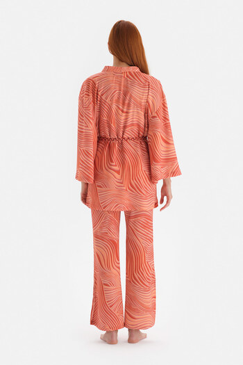 Dagi Tile Metering Printed Satin Dressing Gown with Slit Detail