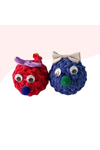 Miçiko 2-Piece Rattle Knitted Cat Toy 9cm Red-Blue
