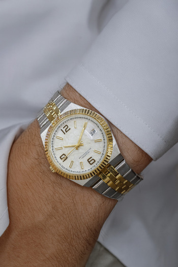 LOOQ Steel Cord with Calendar New Model Men's Wrist Watch A+Quality