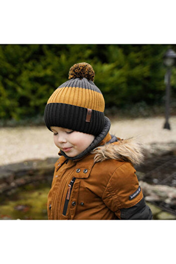 fantasialand Winter set for boys, black hat and scarf Karson