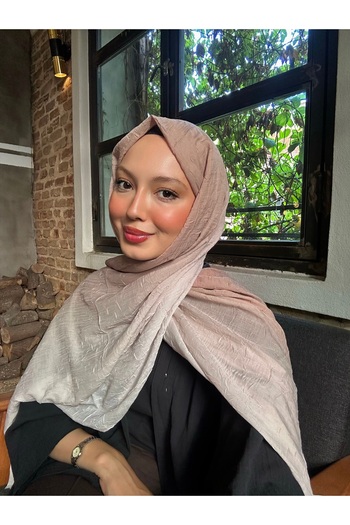 Ad Astra Scarf Gradient Comfort Shawl