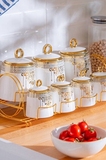 RUBİ PORSELEN Goldie Glady Porcelain 8 Piece Spice Set – with Gold Detail Metal Stand