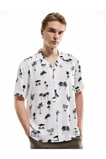 Koton Short Sleeve Turn-Down Collar Regular Fit Viscose Palm Pattern Shirt