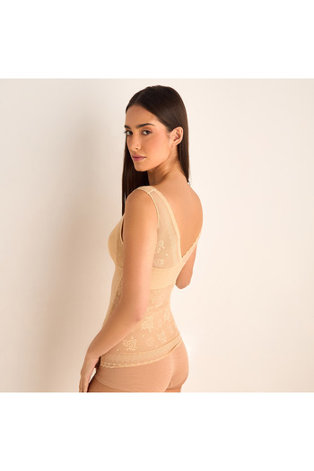 FAV Lace Detail Shaping Camisole