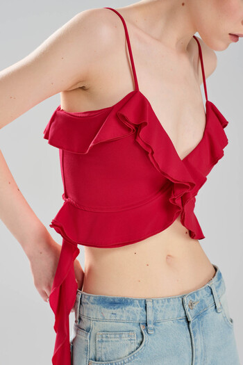 tw3 Women's Strap Ruffle Detailed Design Crop Blouse