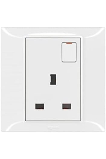 Legrand Single Pole Switched Socket, 617641, Belanko S, 1 Gang, 13A, 250V