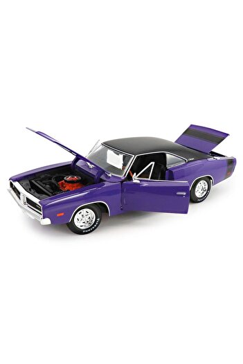 Maisto 1969 Dodge Charger R/T Purple 1/18 Model Car