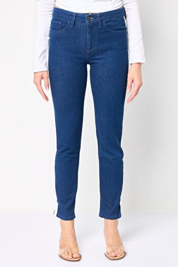 Tommy Hilfiger Women Regular Fit Plain Slim Leg Jeans, Blue